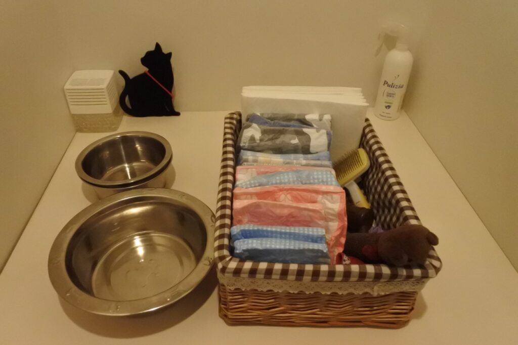 AWAJI-Sunset-Cottage_Amenities-for-dogs