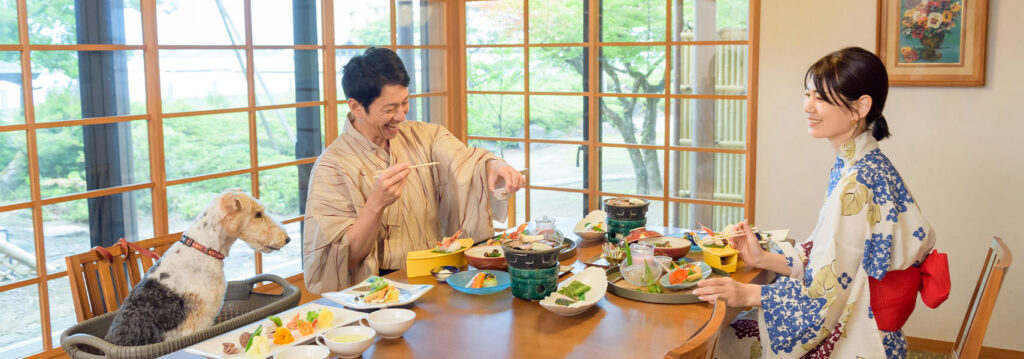 Kaiseki cuisine with dog